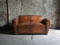 Divano Club Moustache – noleggio Rusted Vintage