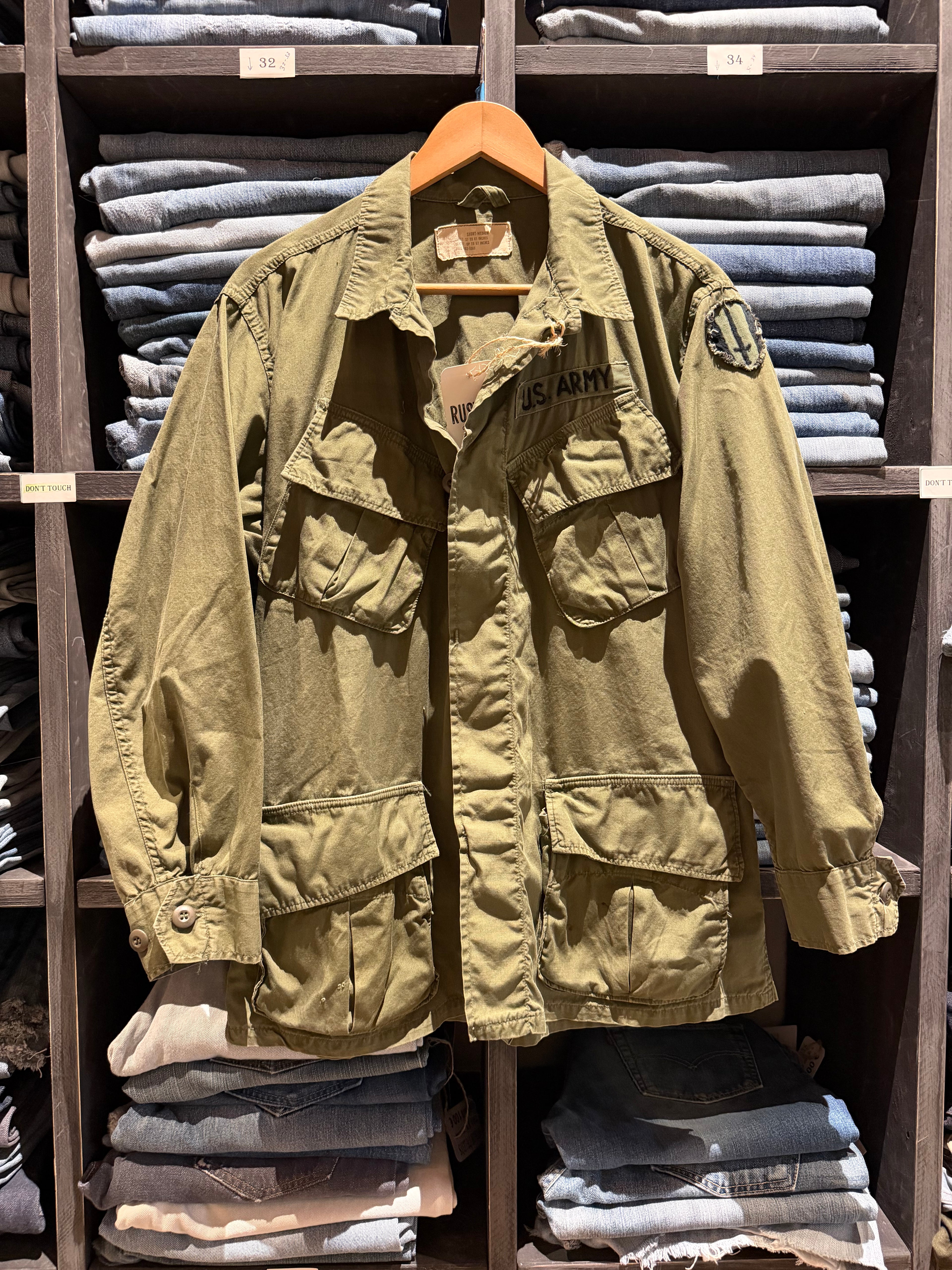 US ARMY JUGLE JACKET - M