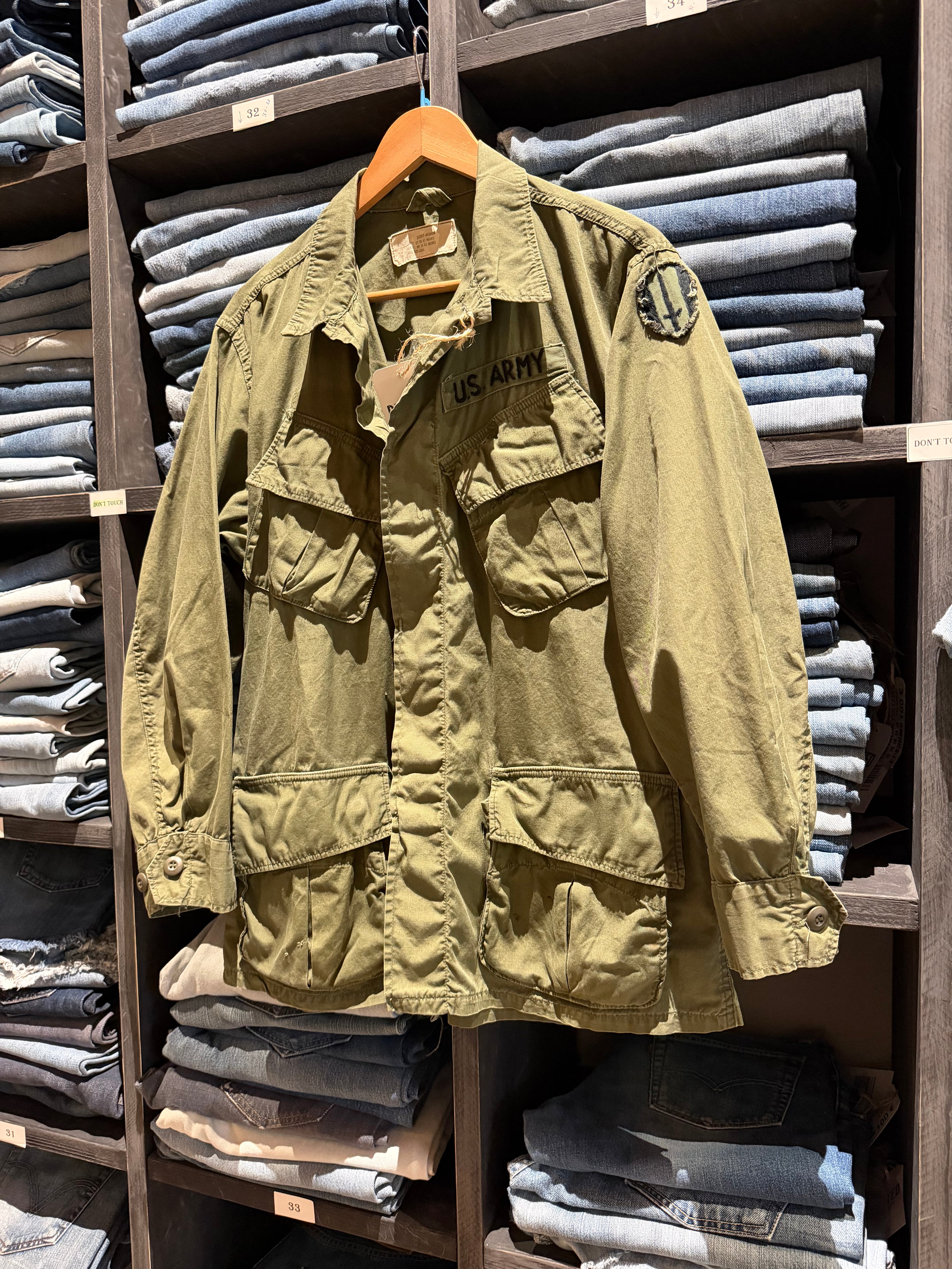 US ARMY JUGLE JACKET - M