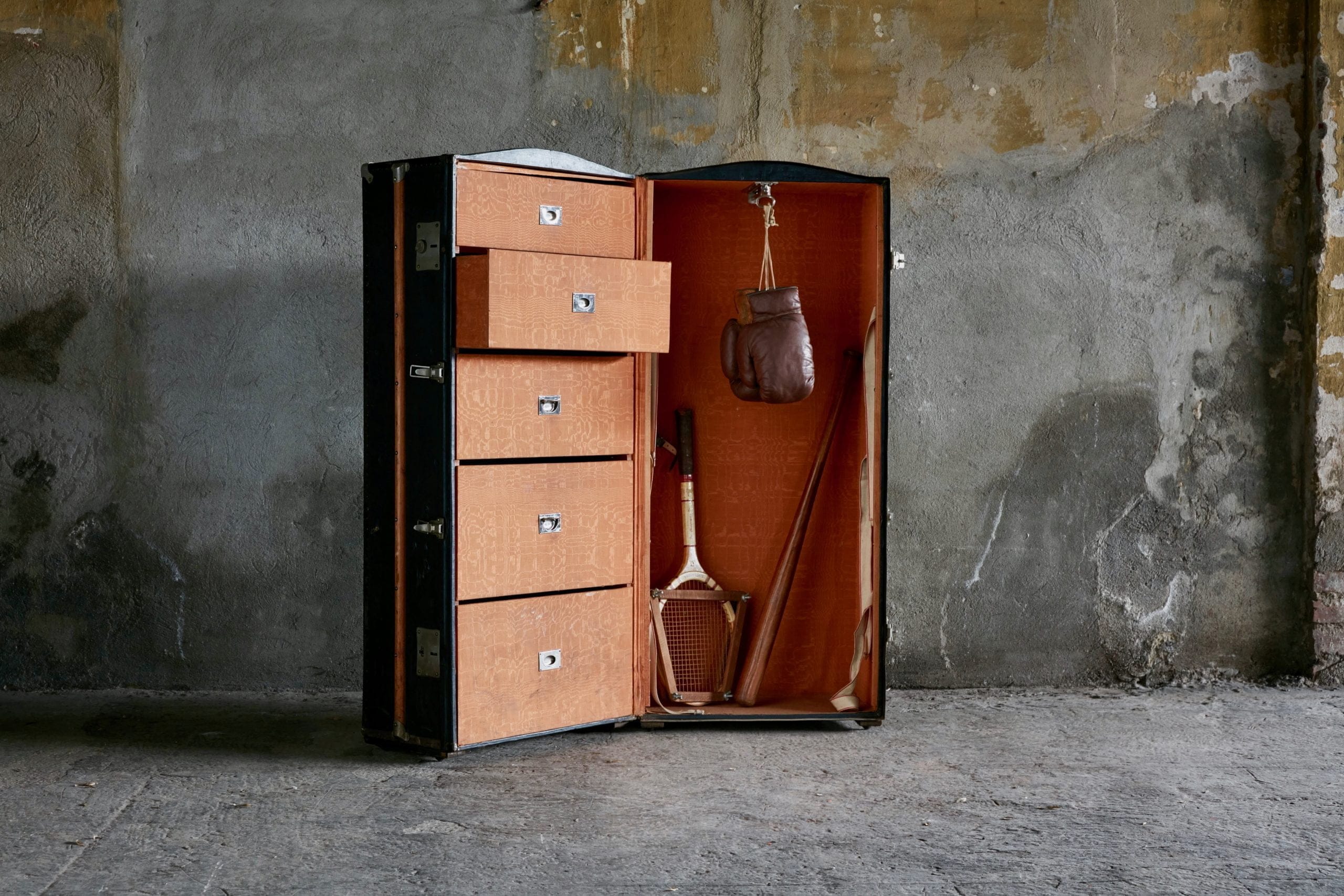 Baule Guardaroba – noleggio Rusted Vintage