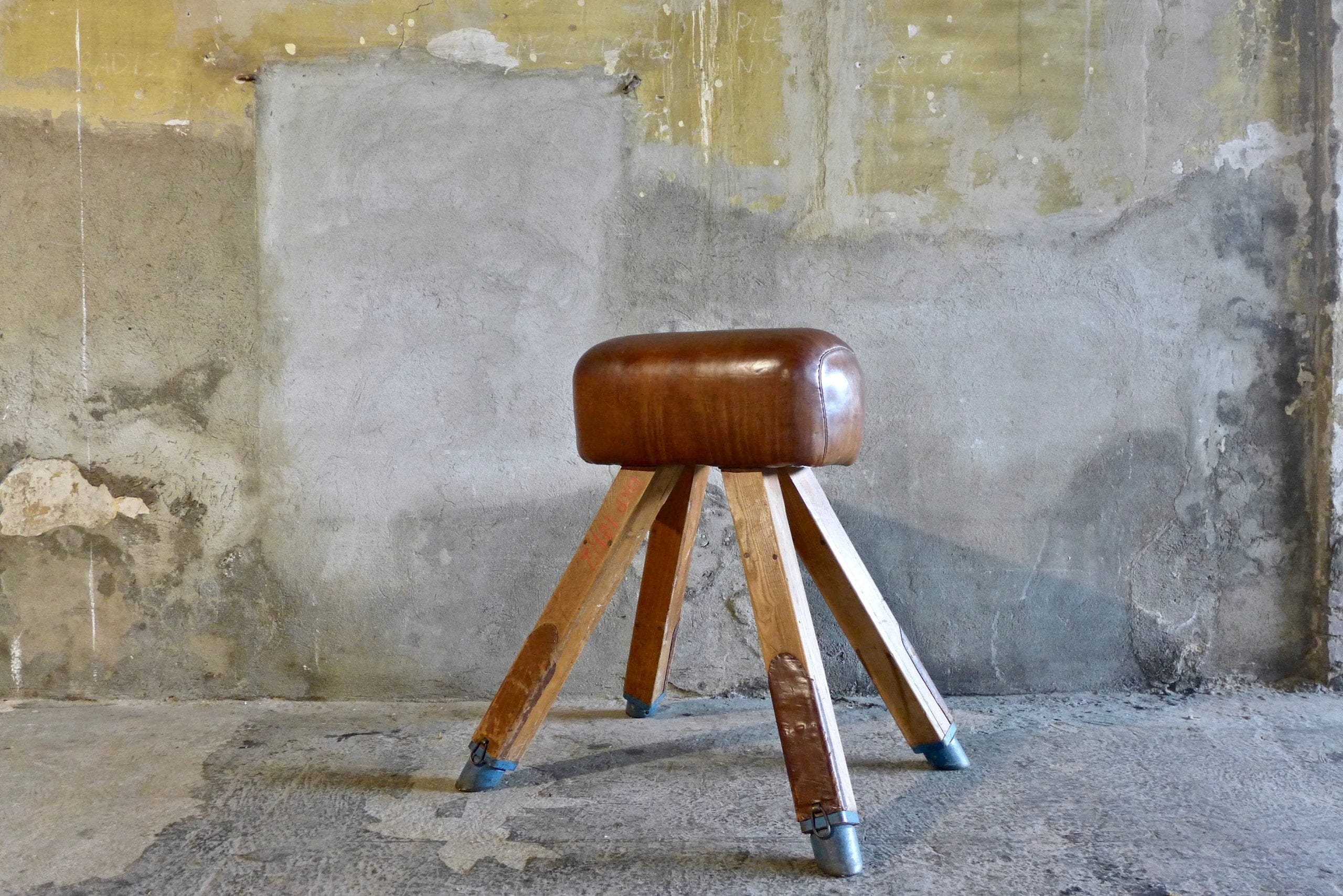 Bancone Officina – foto 18 – noleggio Rusted Vintage