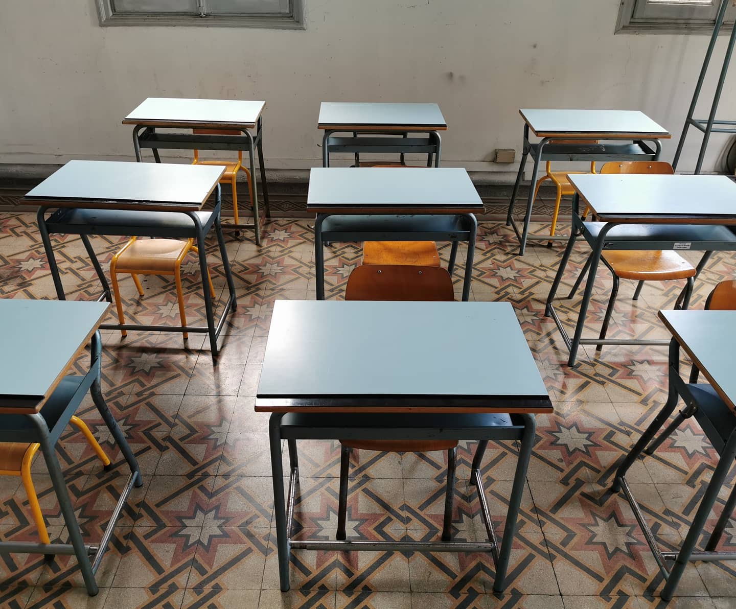 Set Scuola Elementare – foto 2 – noleggio Rusted Vintage