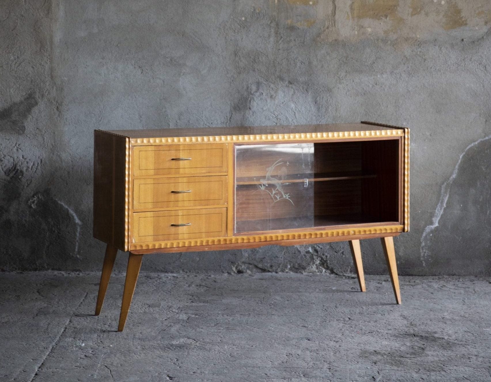 Mobiletto Anni 70 – noleggio Rusted Vintage
