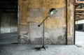 Lampada da Campo Industrial – noleggio Rusted Vintage