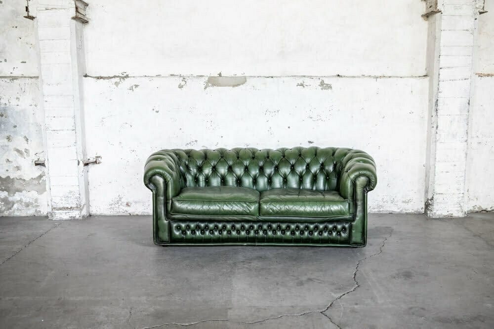Divano Chesterfield Verde – noleggio Rusted Vintage