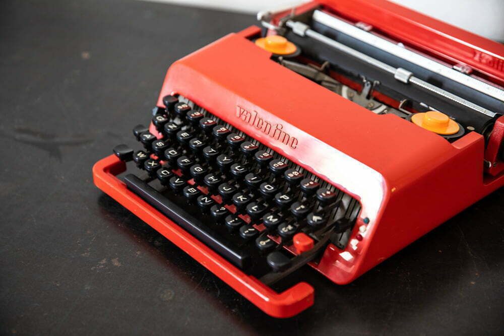Olivetti Valentine Rossa – foto 2 – noleggio Rusted Vintage