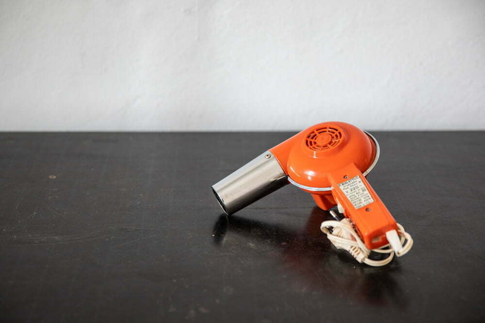Phon Capelli Vintage Arancione – noleggio Rusted Vintage