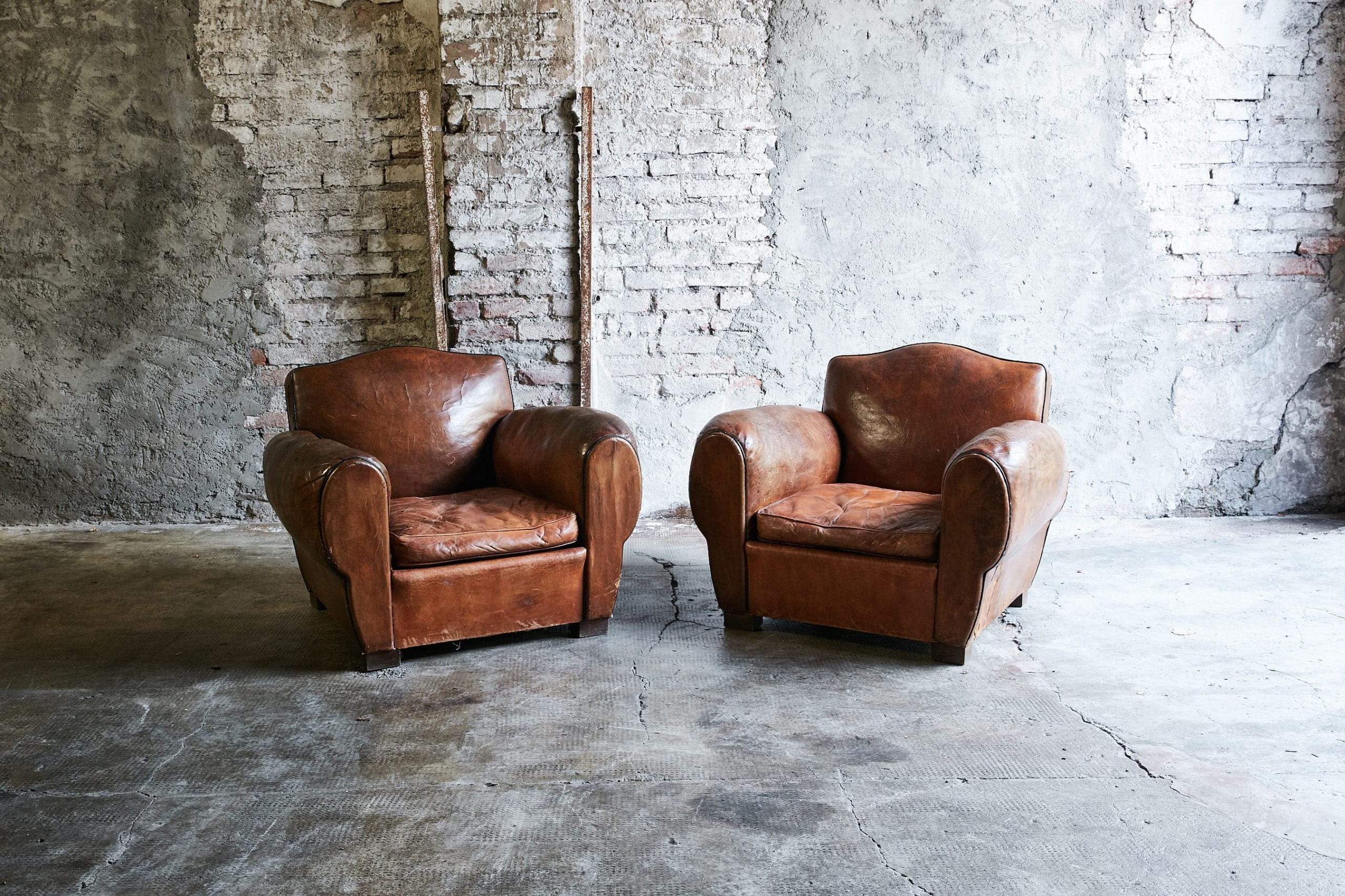 Poltrone da Club Moustache – noleggio Rusted Vintage