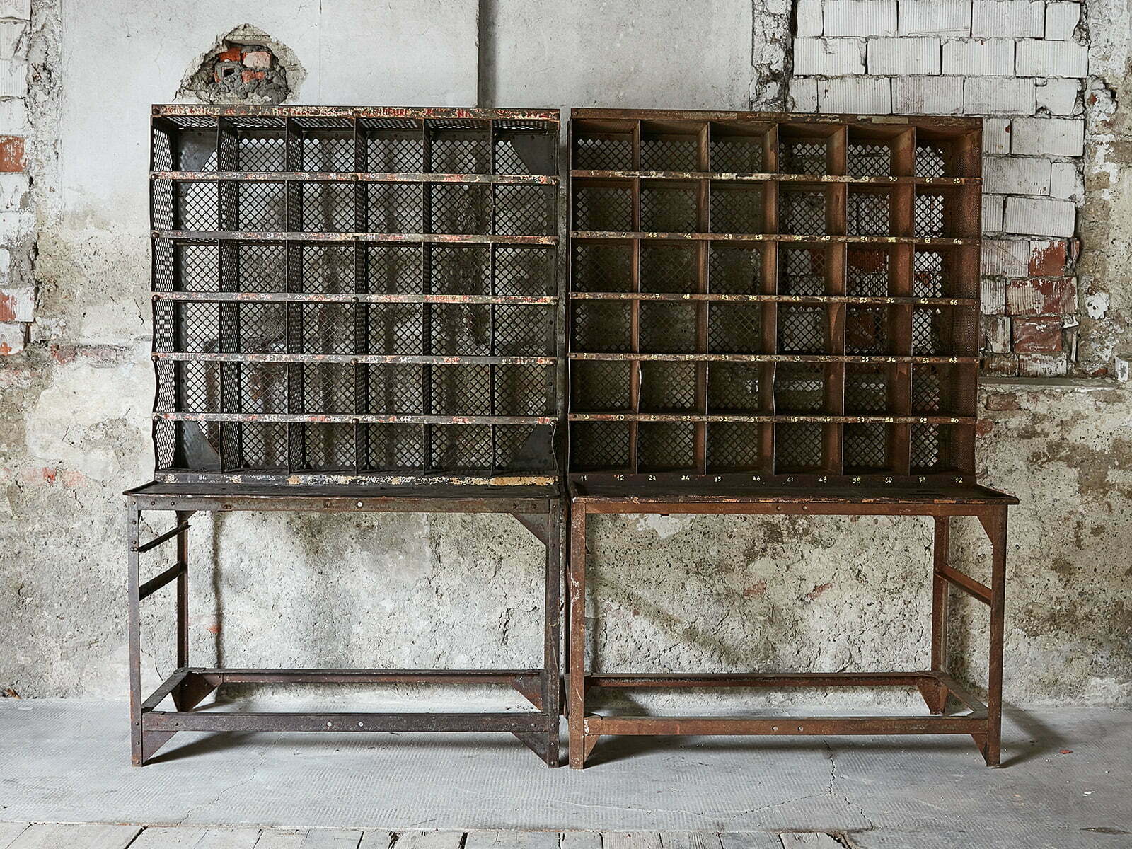 Scaffali Posta – noleggio Rusted Vintage