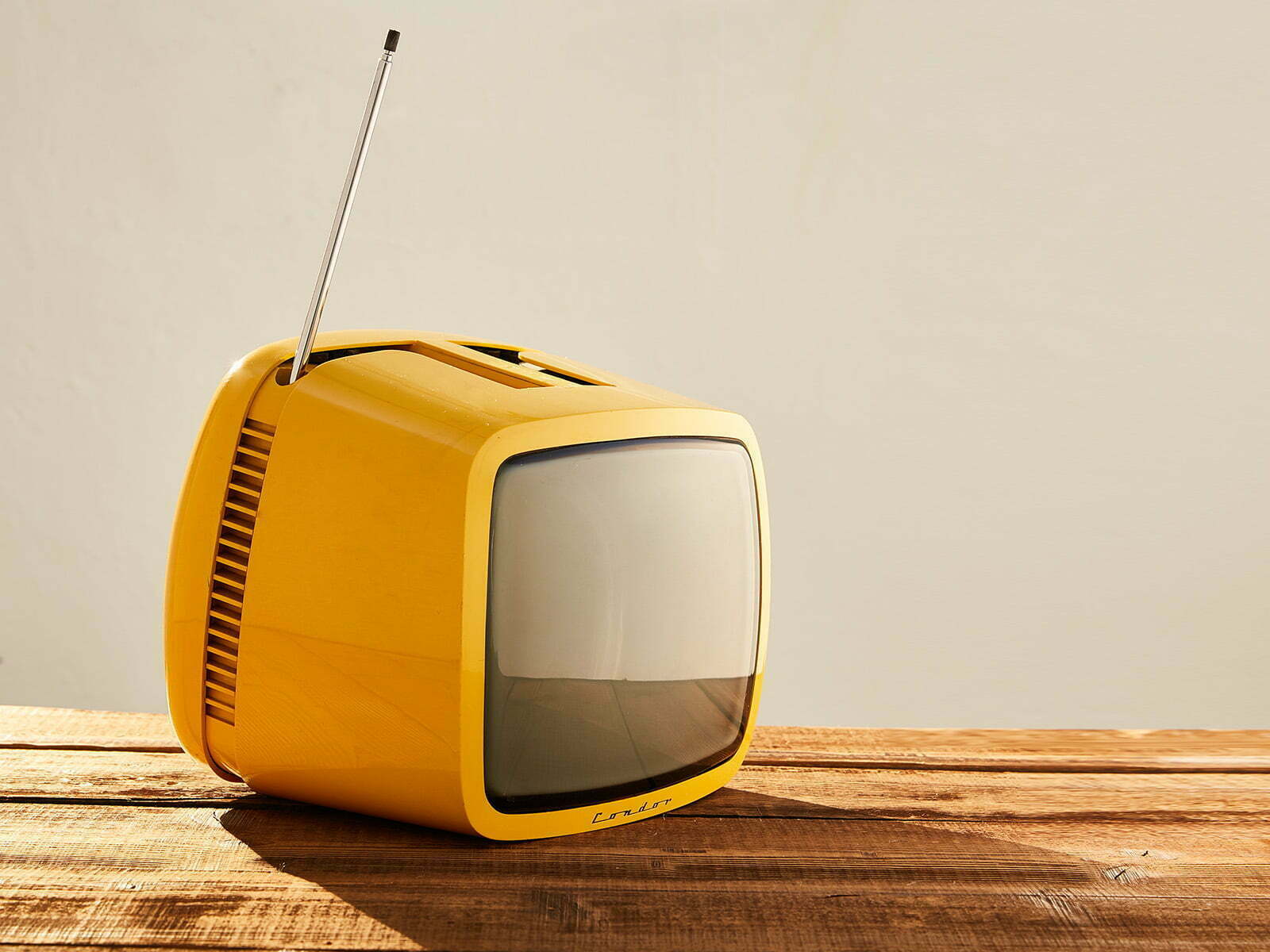 Tv Condor – noleggio Rusted Vintage